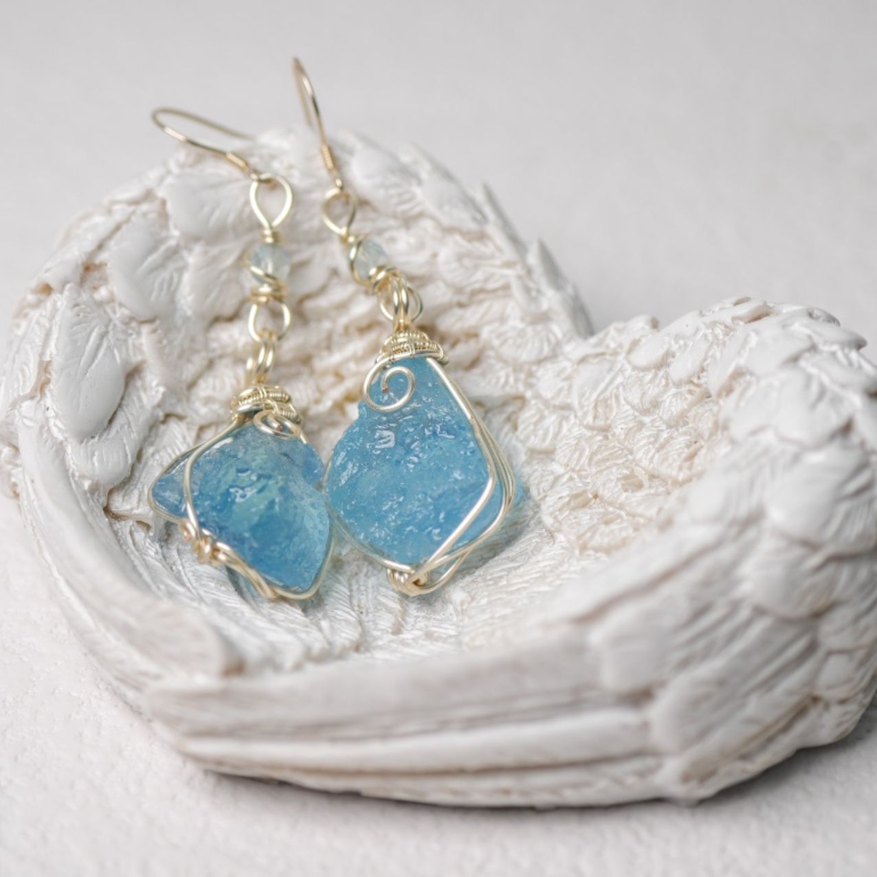 Aquamarine Earrings - Soft and Refreshing Like the Ocean